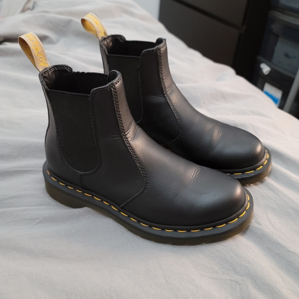 Vegan doc martens chelsea boots